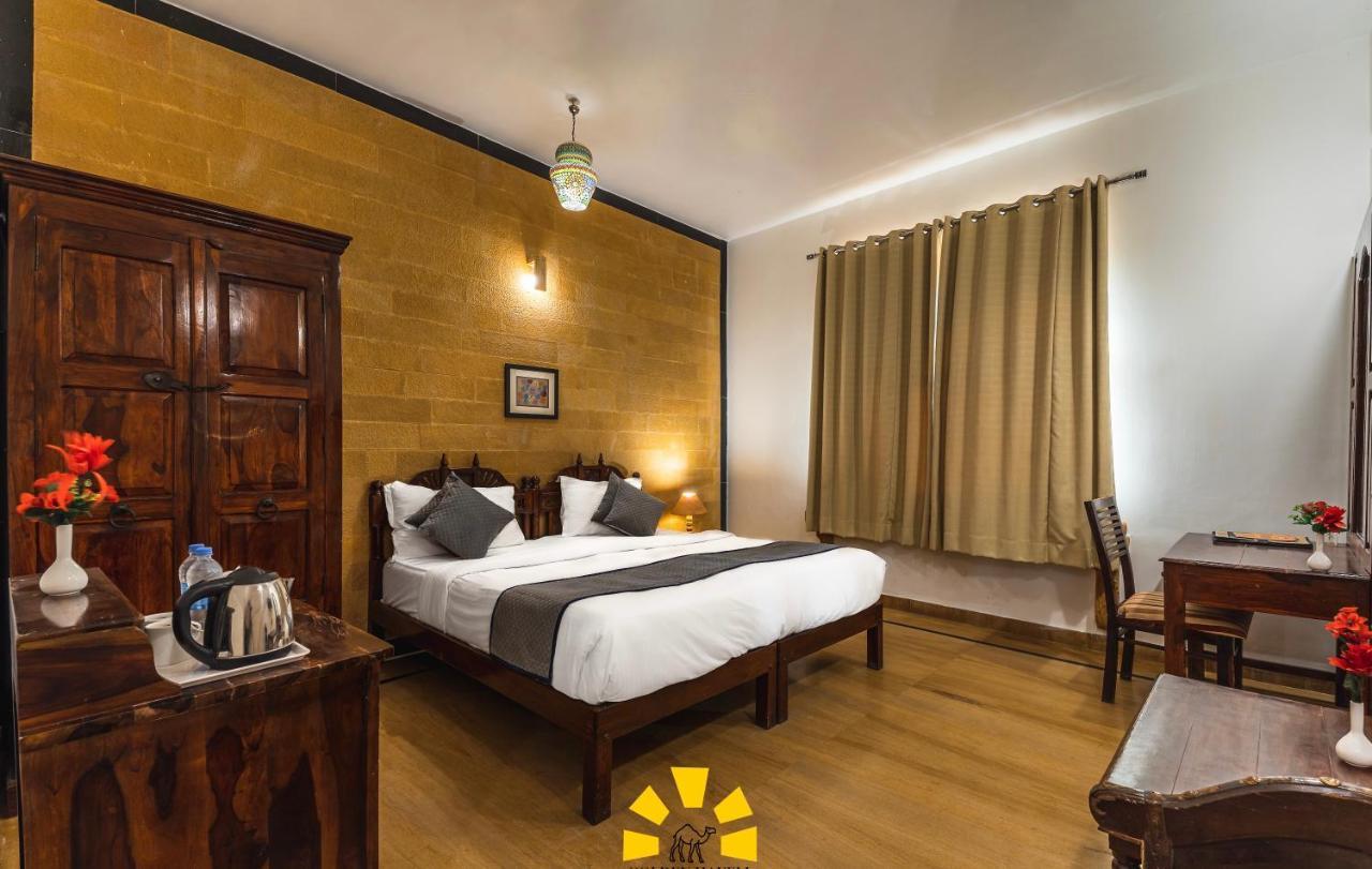 Hotel Golden Safari Jaisalmer 자이살메르 외부 사진
