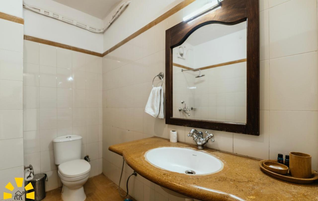 Hotel Golden Safari Jaisalmer 자이살메르 외부 사진